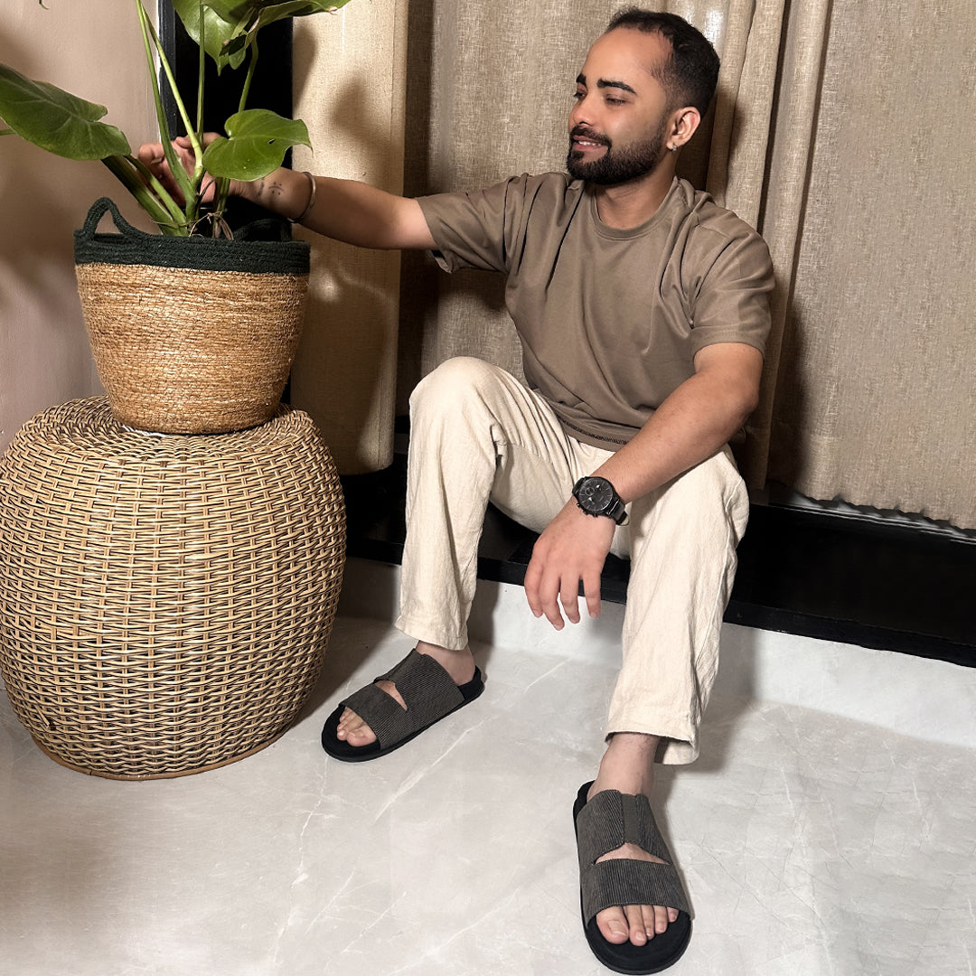 Finn Luxe Cloak Corduroy Grey Men Slides