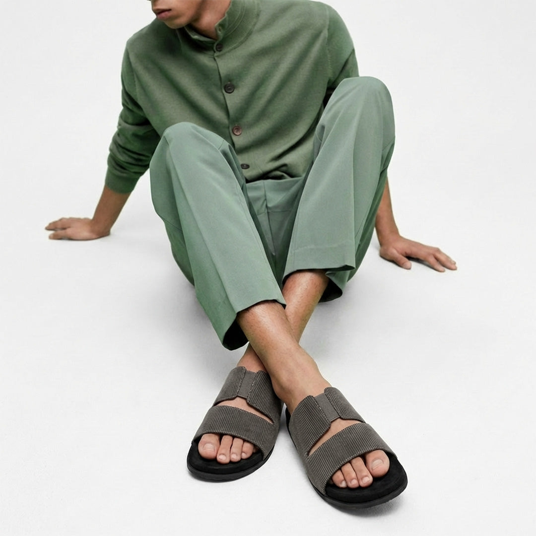 Finn Luxe Cloak Corduroy Grey Men Slides