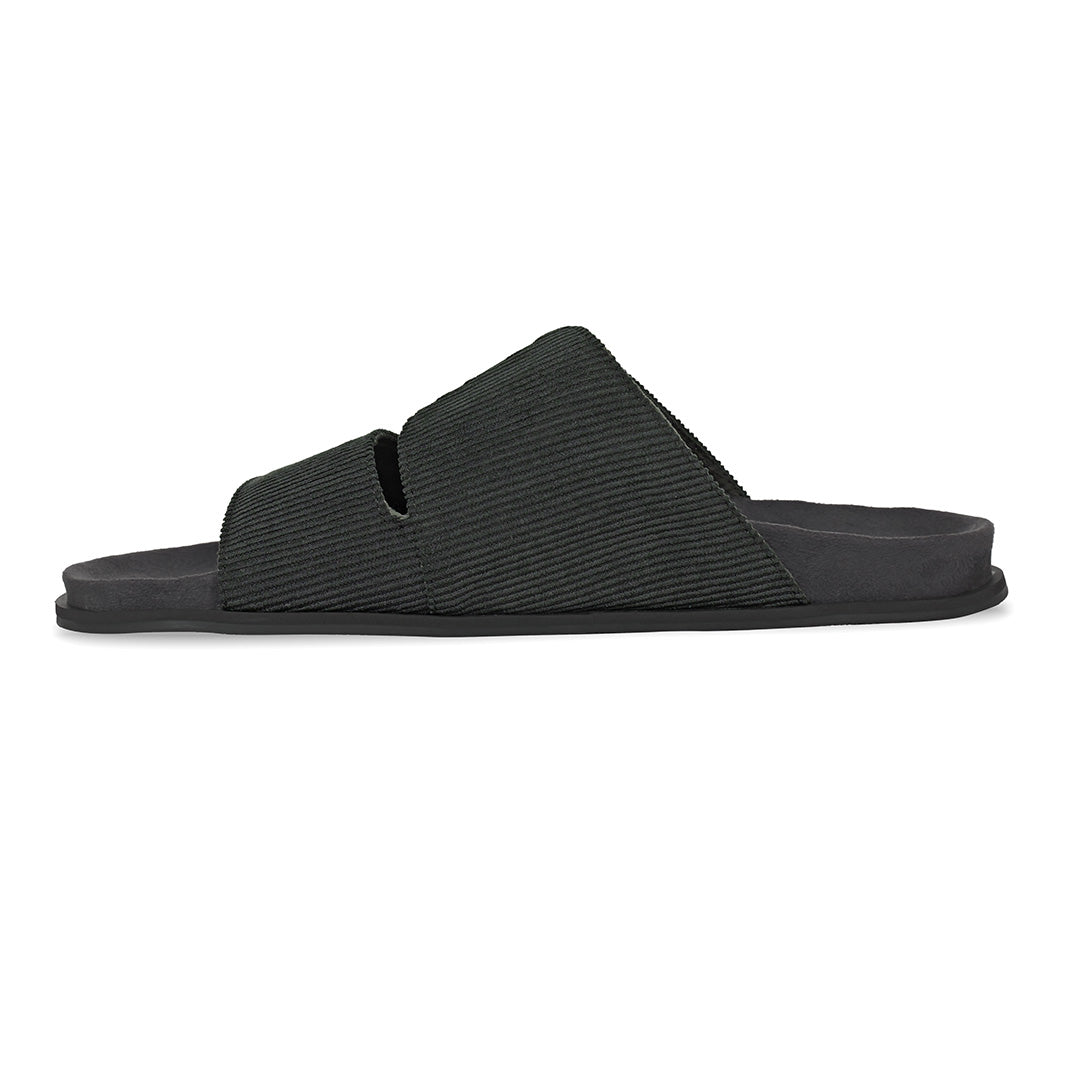 Finn Luxe Cloak Corduroy Black Men Slides - Image 3 - Paaduks